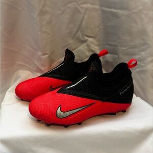 Nike Phantom Soccer Cleats